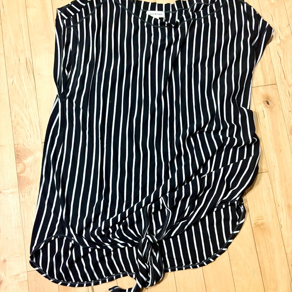 Max Studio Black and White Striped Sleeveless Top